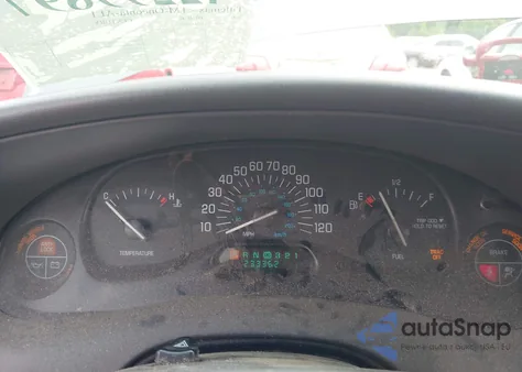 2005 Buick Century из США, поврежденный, VIN 2G4WS52J451132077